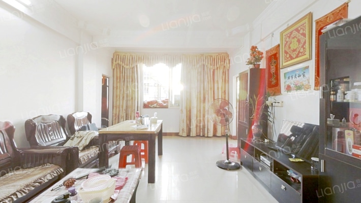 康宁花园二手房实景图