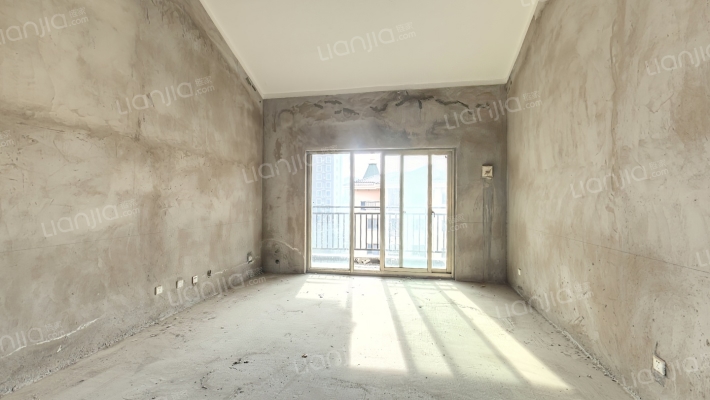 万丽铂金瀚宫二手房实景图