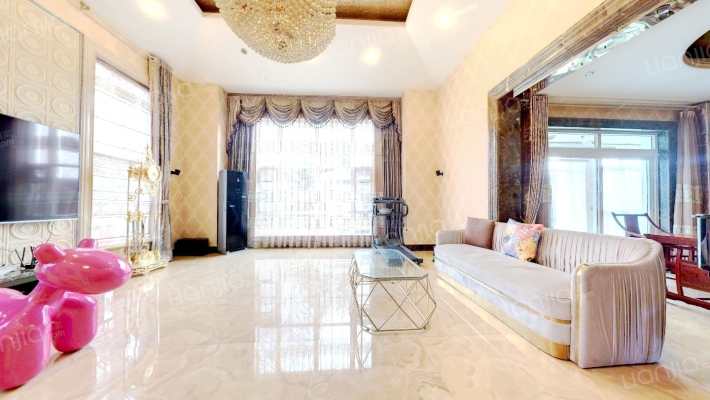 高天流云二手房实景图