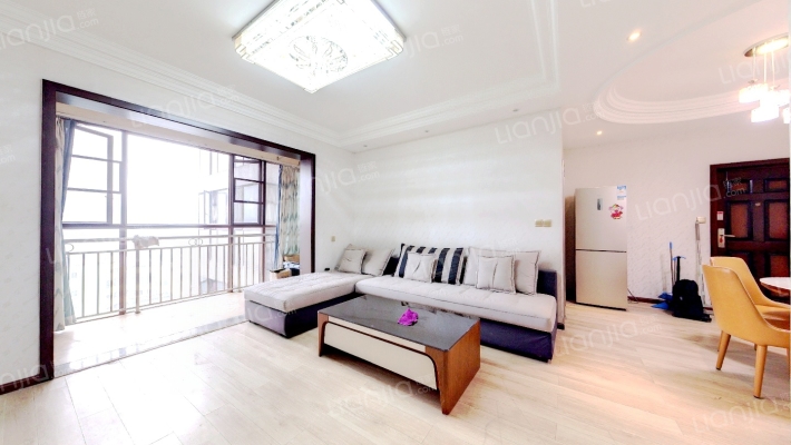 美好阳光A区二手房实景图