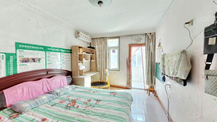 供水小区二手房实景图