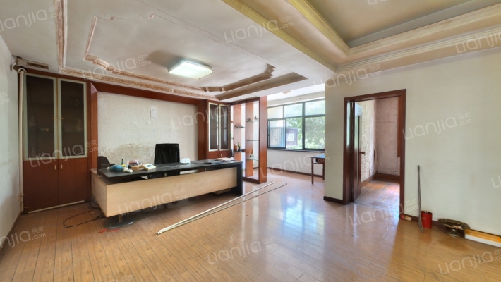 天平驾校二手房实景图