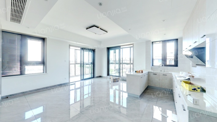 燕回江南院二手房实景图