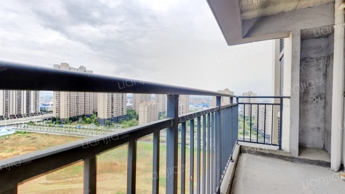 恒金国际二手房实景图