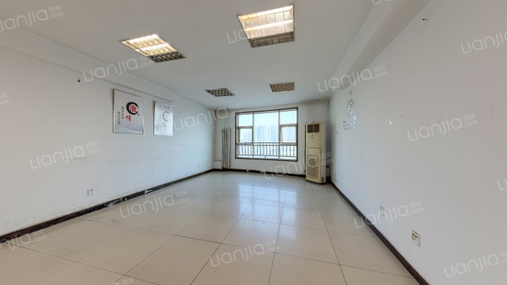 萨菲尔名邸二手房实景图