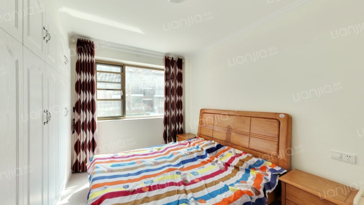 高尔夫滨海华庭二手房实景图