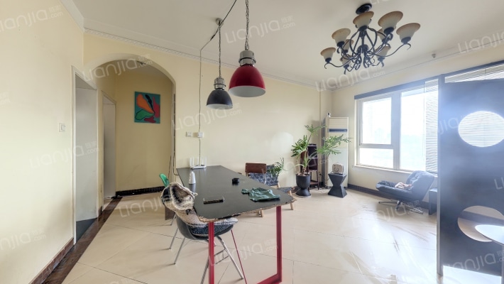 青房云上二期二手房实景图