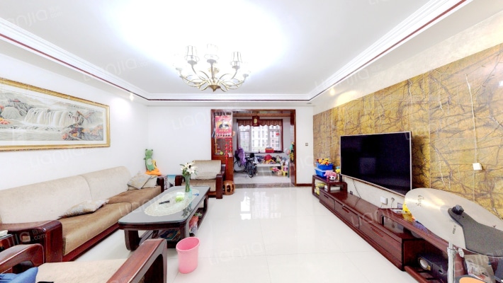 方正凤凰国际东区二手房实景图