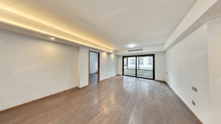 星河国际一区二手房实景图