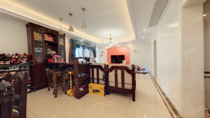 翡翠名邸二手房实景图