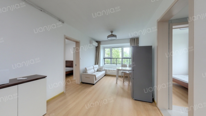 山居花园和苑二手房实景图