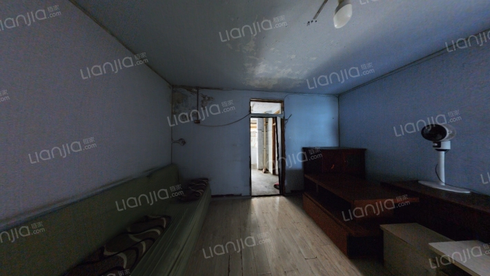 四川省地矿局区域地质调查队宿舍二手房实景图