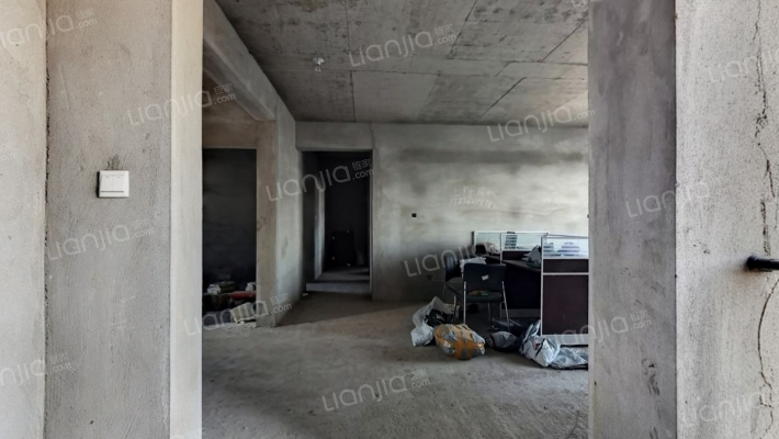 教育社区二手房实景图