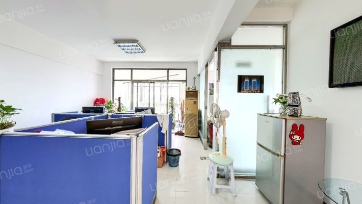 实达皇冠二手房实景图