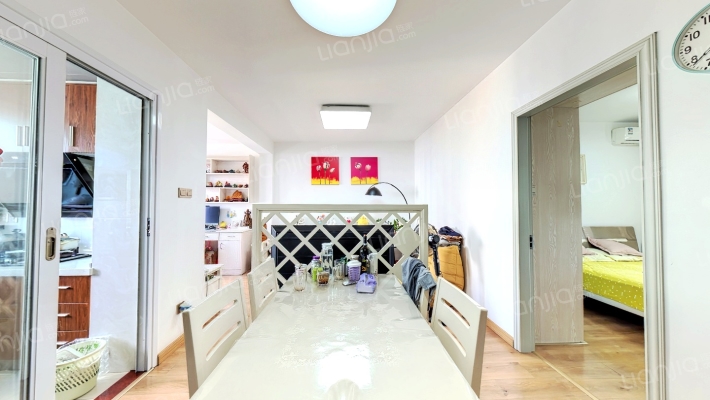 东大商场二手房实景图