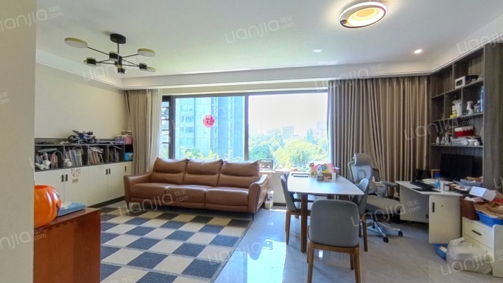 义乌壹号院向阳府三区二手房实景图