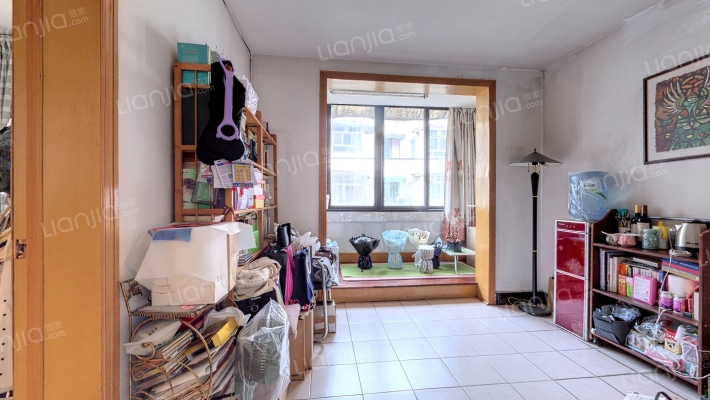 贵州日报社宿舍楼二手房实景图