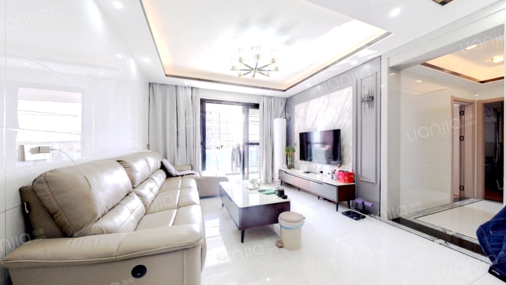 荣佳国韵一期二手房实景图