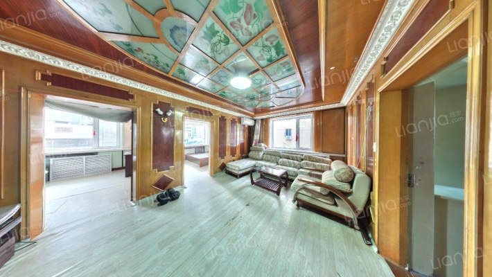 体育场白瓷砖楼二手房实景图