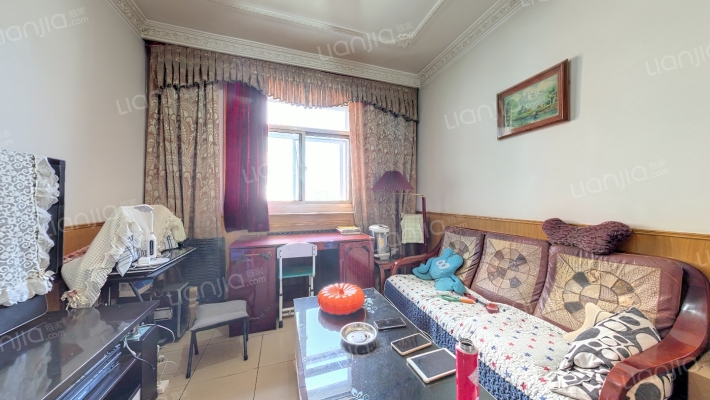 工商局宿舍二手房实景图