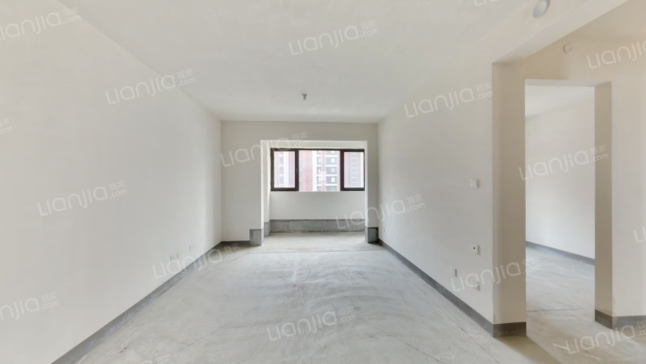 中建大学里二手房实景图