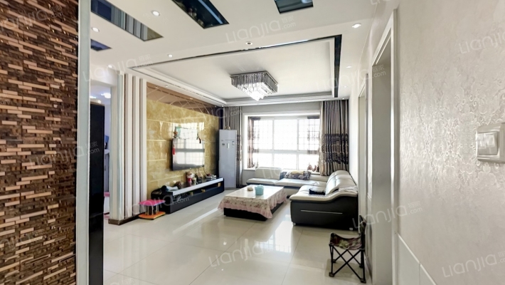 瑞鑫苑二手房实景图