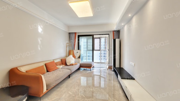 武汉雅居乐花园一期二手房实景图