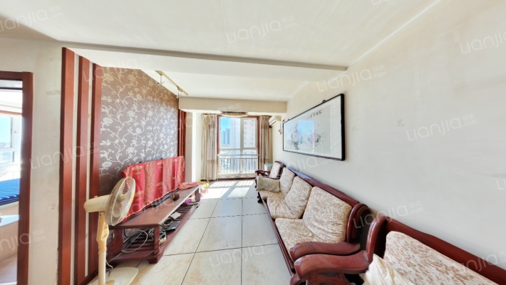 靓东花园二手房实景图