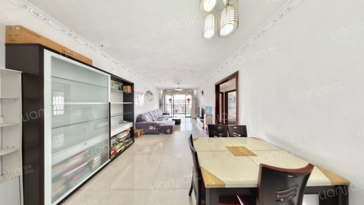 新时代家园二手房实景图