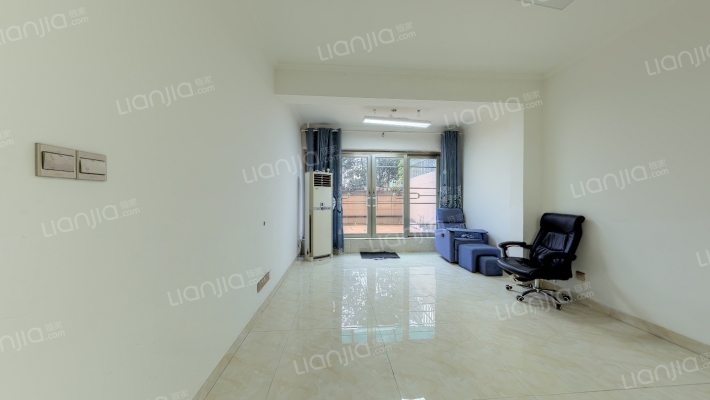 新东方公寓二手房实景图