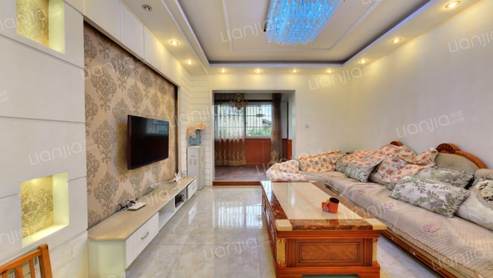 青城外滩二手房实景图