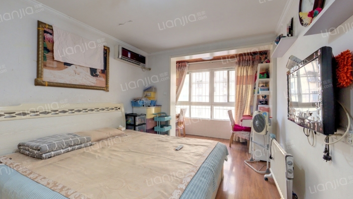 东阁小区北区二手房实景图