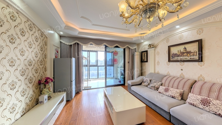 宝嘉丽苑二手房实景图