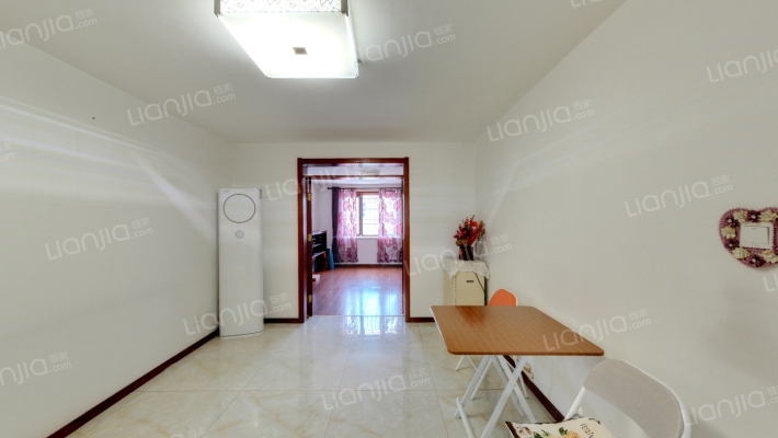 城垣里二手房实景图