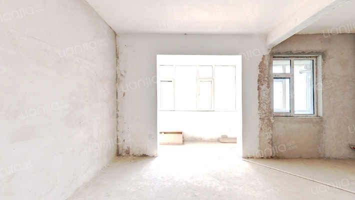 盛隆大厦二手房实景图