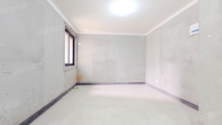 江畔雅居二手房实景图