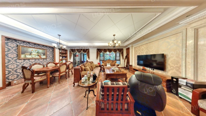 隆鑫花漾湖二手房实景图