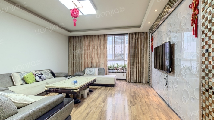 兰台家园二手房实景图