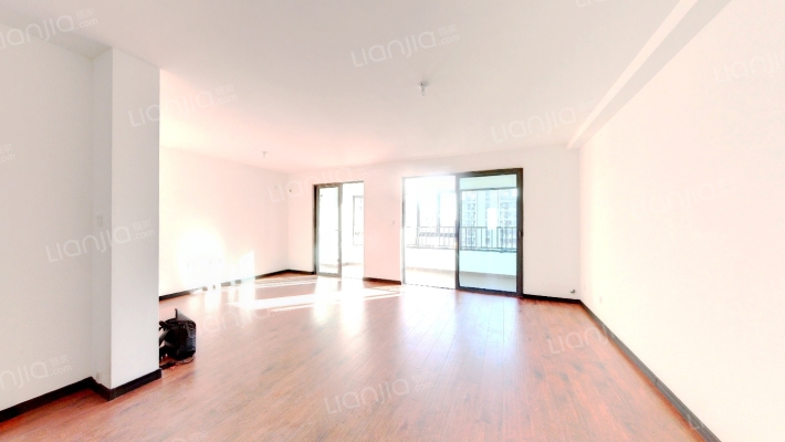 伟星玖玺台二手房实景图