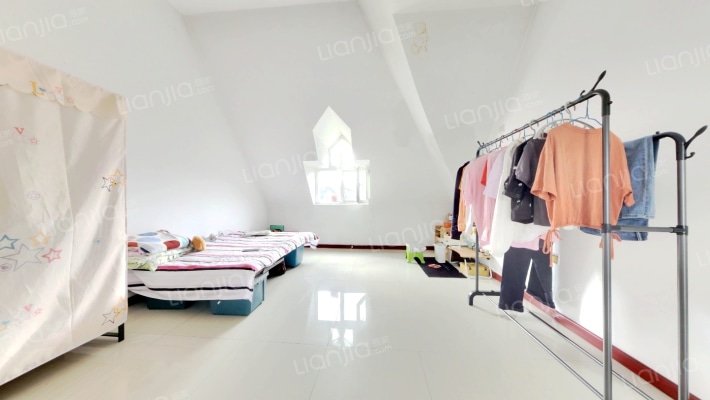 欧美亚世界阳光二手房实景图