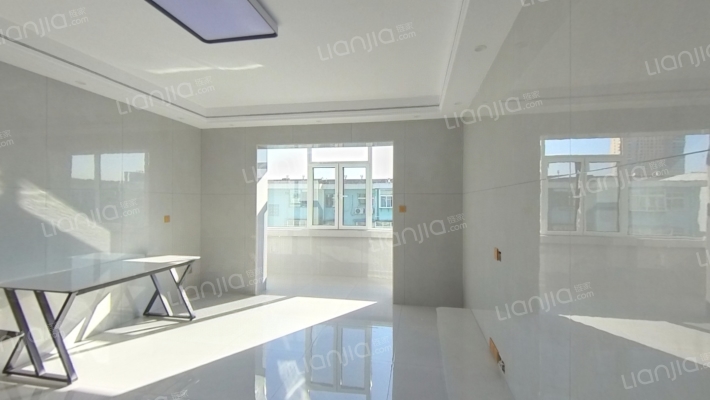 南酒厂家属院二手房实景图