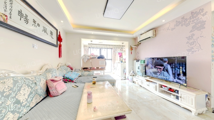 和贵蜜巢二手房实景图