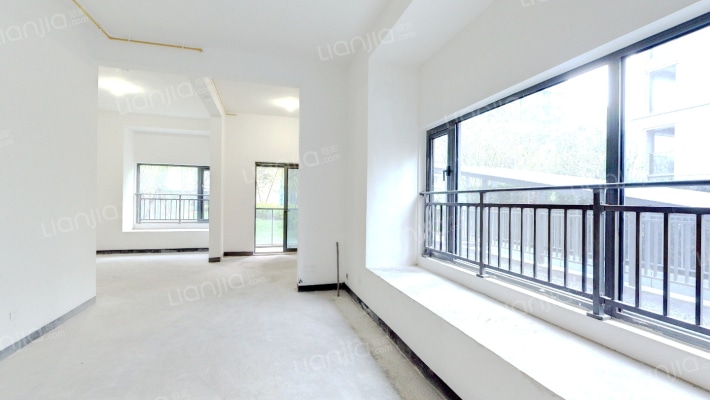 悦融湾二手房实景图