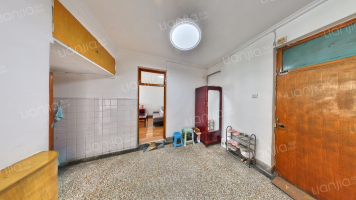 制锦市东杆面巷二手房实景图