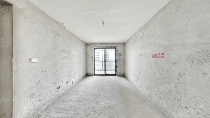 聚龙豪庭二手房实景图