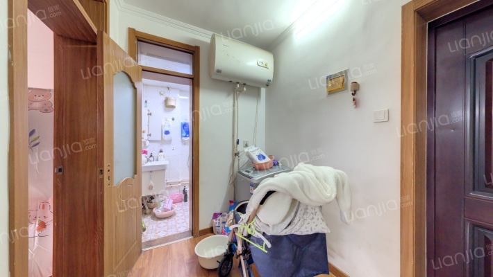 绿化路19号院二手房实景图