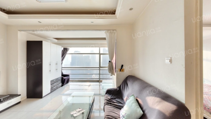 鼎泰大厦二手房实景图