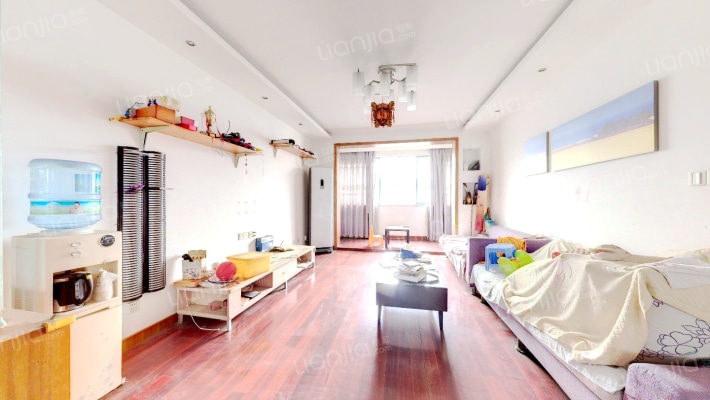 龙西新村莲花苑二手房实景图