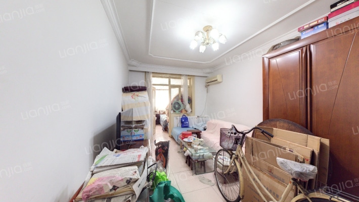 淦江东里二手房实景图