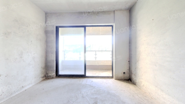 畔山悦海花园二手房实景图